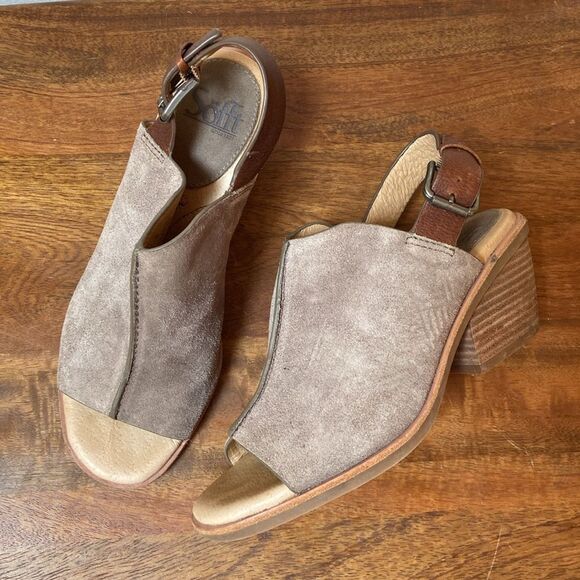 Sofft Tan and Brown Mules with Chunky Heel - Picture 1 of 9